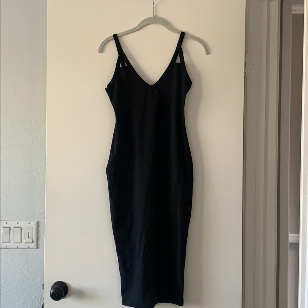 XS Black MIDI Dress!